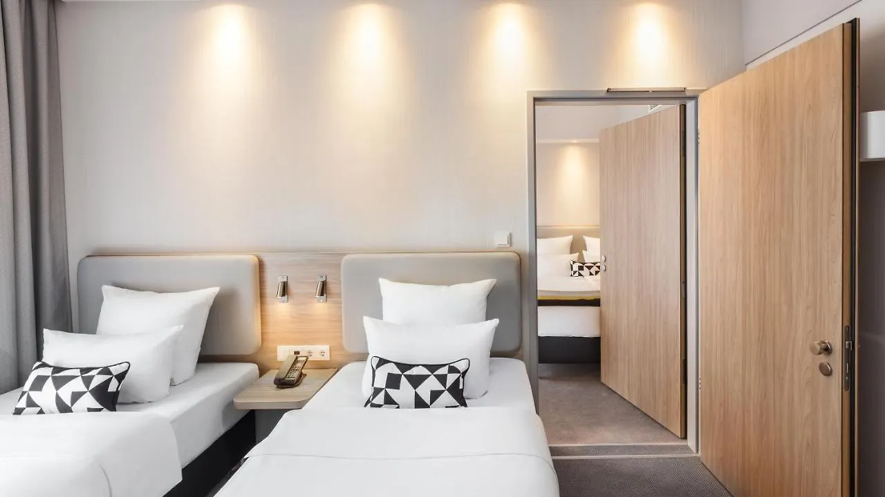 *** Hotel Holiday Inn Express - Munich North By Ihg Niemcy