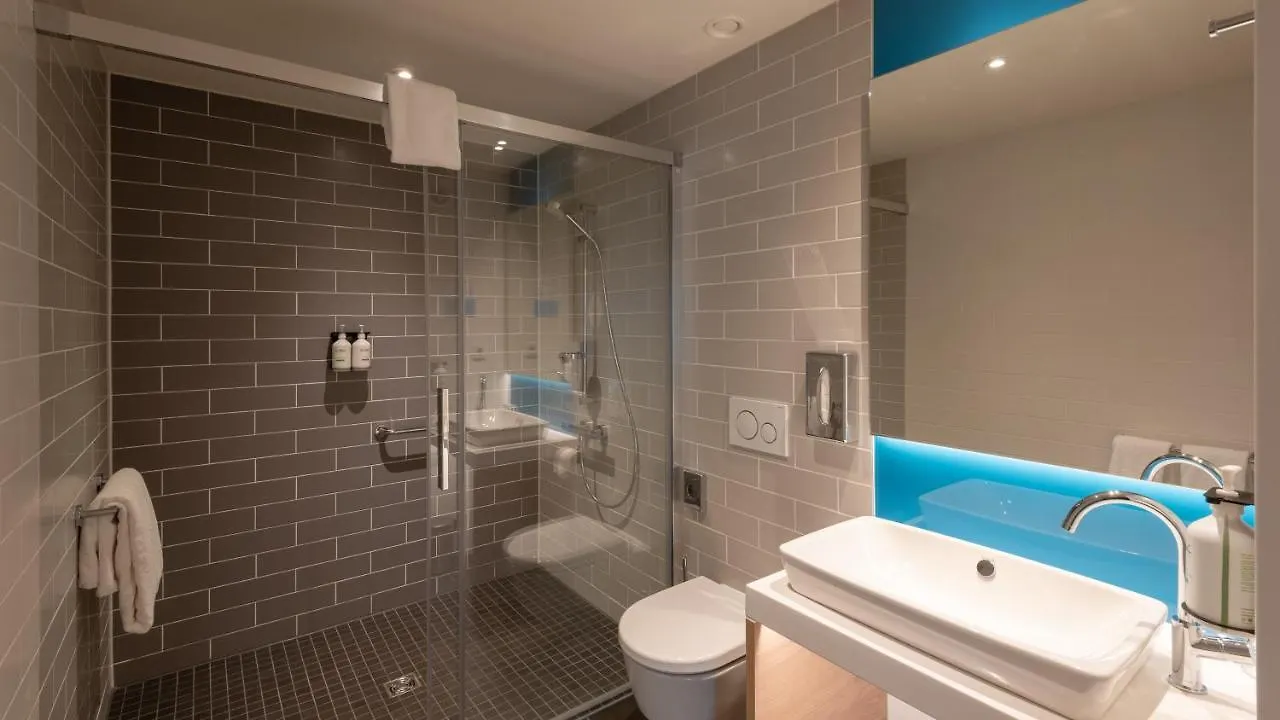 Holiday Inn Express - Munich North By Ihg Hotel